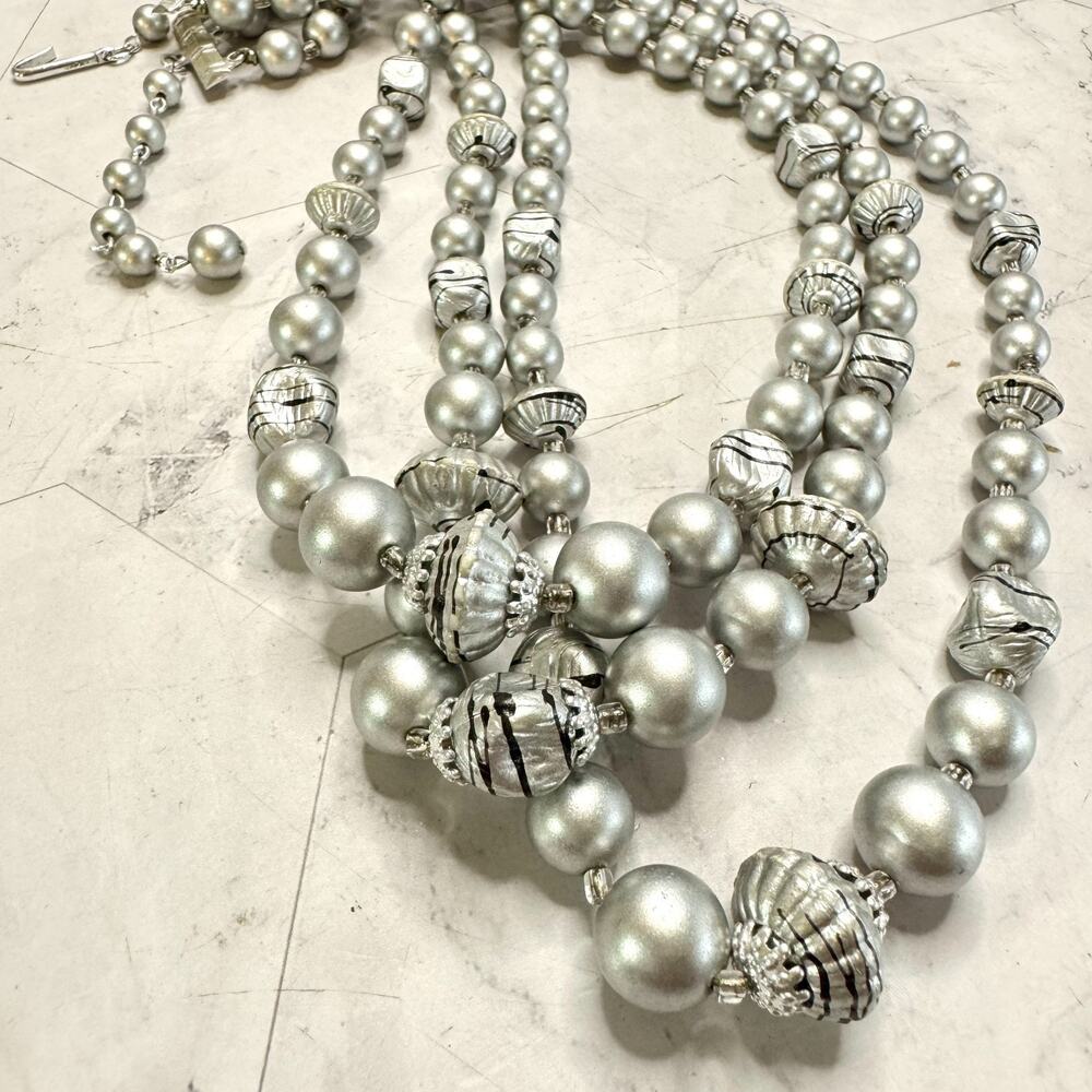 Vintage 3 Strand Silver Necklace Japan Graduated Grey Accent Bead Statement 20"